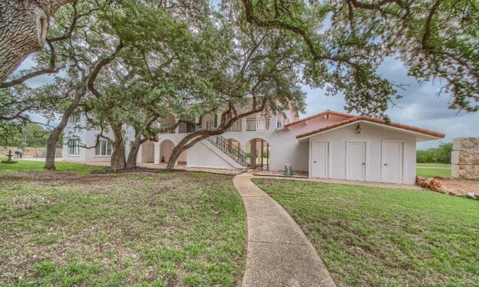 New Braunfels House | Escape to our New Braunfels Retreat – Perfect for Families & Large Groups!