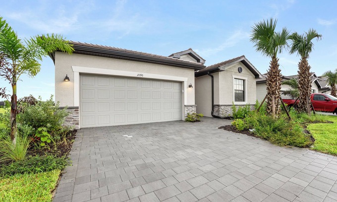 Gateway House | Escape to Paradise!