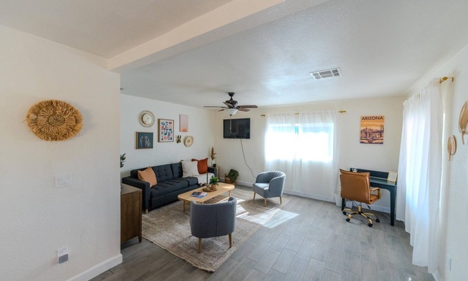 Downtown Phoenix House | Escape to Phoenix: Stylish 2BR w/Parking + Laundry