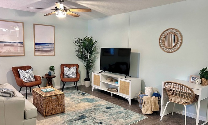 Cape Caneveral Beach Gardens Condo | Escape to the Cape at Ebb Tide 1-bedroom 1-bath condo - 5 minute walk to beach