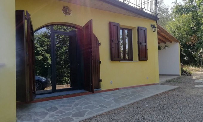 Lastra a Signa House | Escape to the Tuscan countryside, immersed in the woods