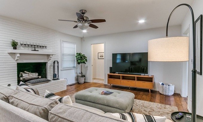 Central Oklahoma City House | Escape to Your Chic Family Haven in The Village!