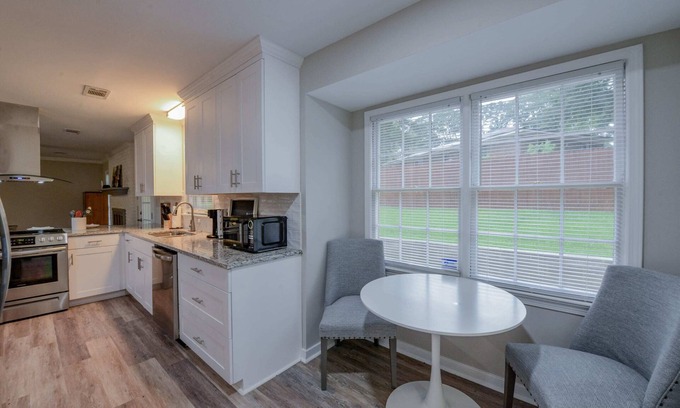 Northport House | Escape to your cozy Northport retreat, just a 5-min drive from University