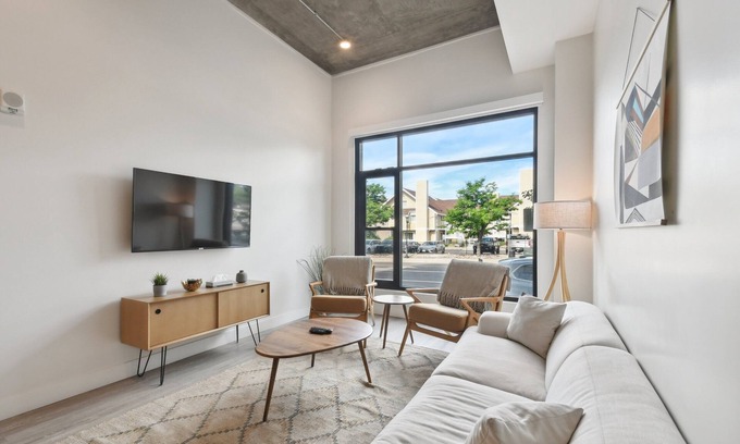 Highland Condo | Espadin Condos I