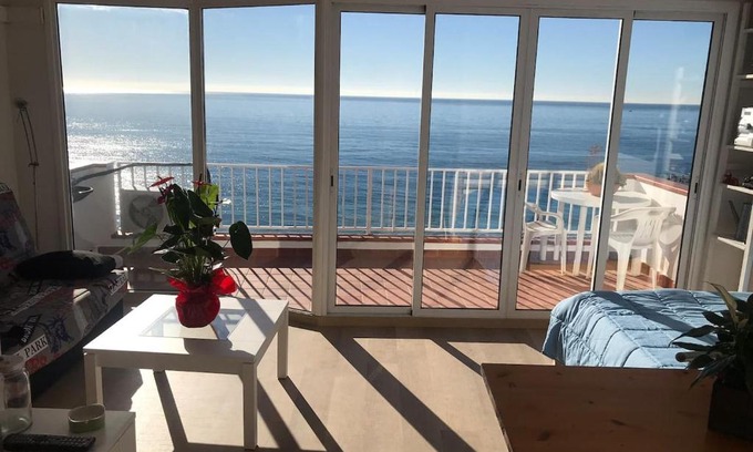 Canet de Mar Apartment | Espectacular apartamento cerca de Barcelona con free wifi