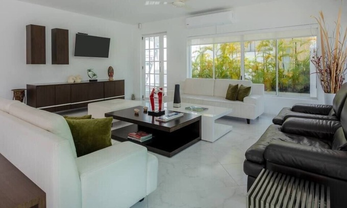 Girardot Villa | Espectacular Casa en El Peñón I Campo de Golf -C9