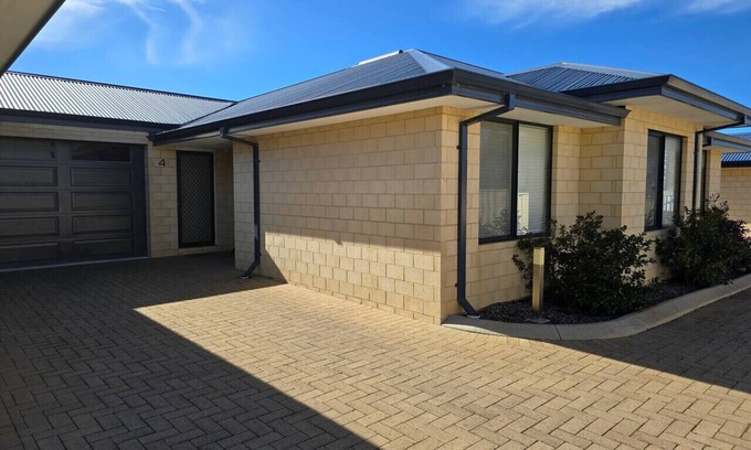 Esperance House | Esperance Sea Stays units