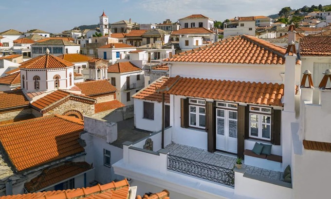 Skopelos Apartment | Esperos Apartment - One Bedroom Apartment, Sleeps 4