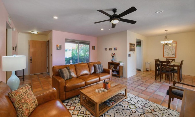 Sunrise Pointe Townhouses Apartment | Esplendora
