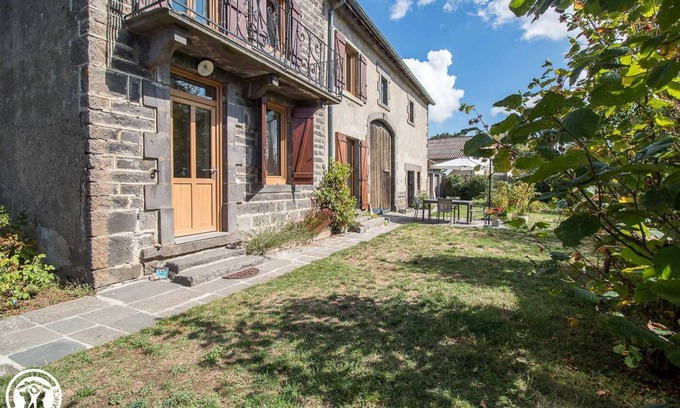 Charbonnieres-les-Varennes House | Esprit de Famille - Charbonnieres LES Varennes