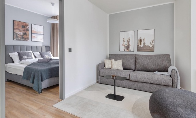 Stadtkern Apartment | Essen Kettwiger Str | Suite XL + Sofa Bed