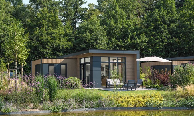 Lieren House | Essenburgh: Spacious and stylish property for 6 people with three bedrooms, a modern kitchen, and a cozy outdoor area. Experience luxury and nature in the Veluwe.