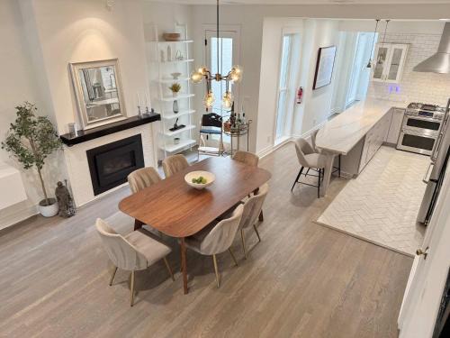 Shaw House | Essence of DC Vibrant Shaw Parking x 2