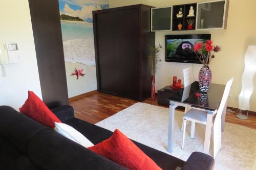 Darque Apartment | Estúdio de luxo em condomínio privado com piscina