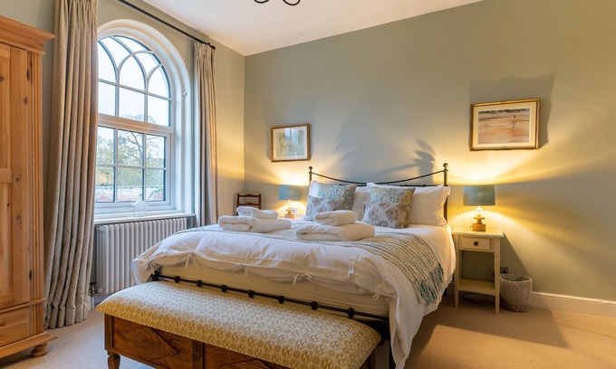 Worstead Cottage | Estate Cottage, a Georgian cottage at the heart of Worstead Park