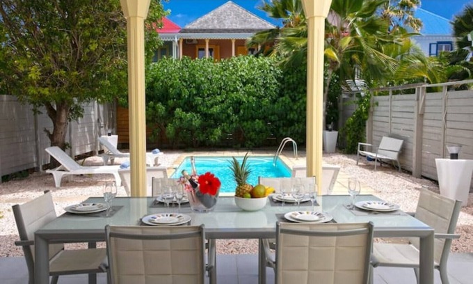 Orient Bay Villa | Esther, Peaceful villa in the heart of Oriental Bay village!