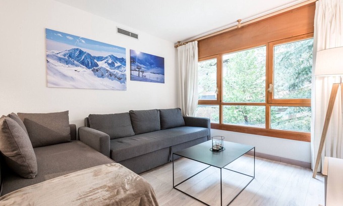 Baqueira Apartment | Eth Pradeth by Apartment for 5p at the foot of the slopes in Baqueira