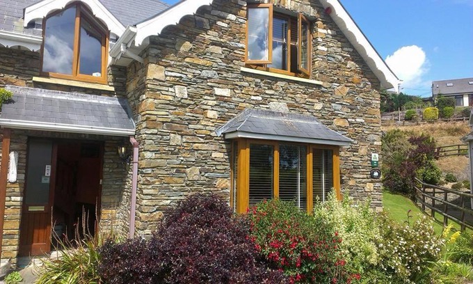Rosscarbery Bed & Breakfast | Ethan House B&B