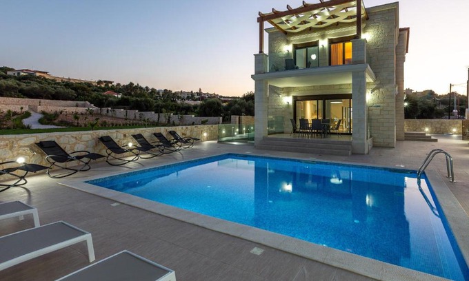 Almyrida Villa | Eudora Luxury Stone Villa