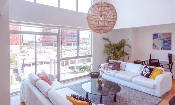 Guachipelin Apartment | Euroloft Luxury Penthouse with Rooftop Pool and Views