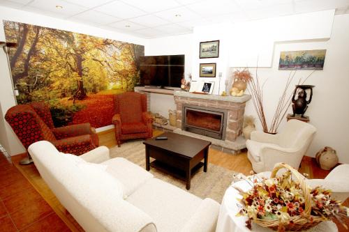Prades Hotel | EVA & TRAVEL - Hotel LA BOTIGA