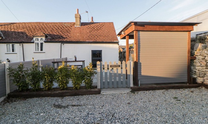Plymstock Cottage | EVENTIDE, family friendly, with open fire in Plymstock