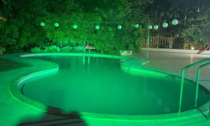 Karjat Hotel | Evergreen Farms