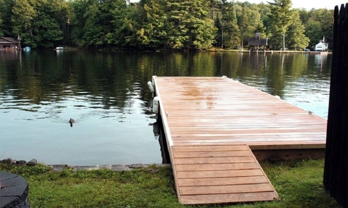Old Forge House | Evergreen Lodge Old Forge Waterfront w/Dock Sleeps 9/.5 miles to Old Forge