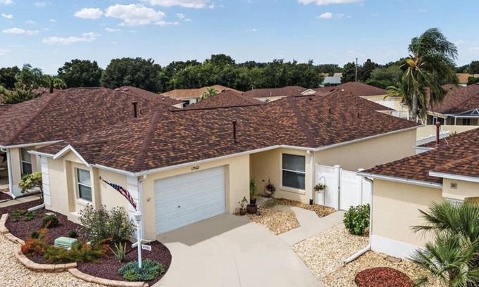 Piedmont Villa | EVERGREEN VILLA II Newly updated 2 bedroom 2 bath courtyard villa