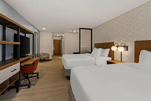 Somerset Hotel | Everhome Suites Somerset - South Brunswick