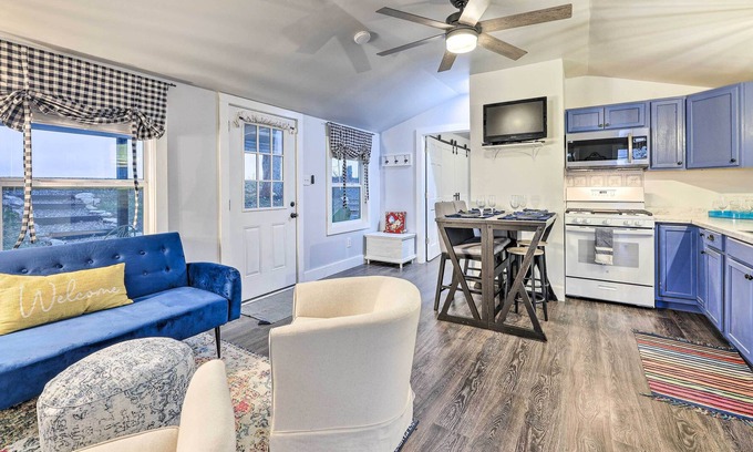 Elizaville Cottage | Ewing Cottage Escape w/ Deck & Fire Pit!