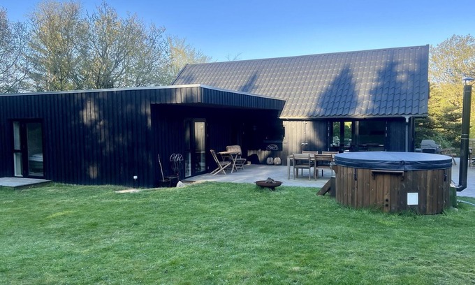 Fur House | "Ewy" - 150m to the inlet by Interhome