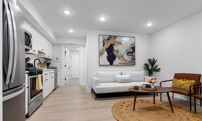 Trinidad Apartment | Excellent 2-BR Condo in Hip Area of DC
