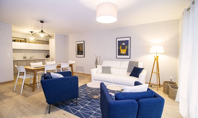 Saint-Jean-de-Luz Apartment | Exceptional apartment ideally located - Parking - Terraces - 2 mn from the beach