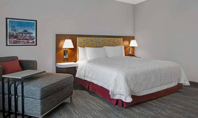 Farmers Branch House | Exceptionally Comfortable Rm w/ Great Amenities!