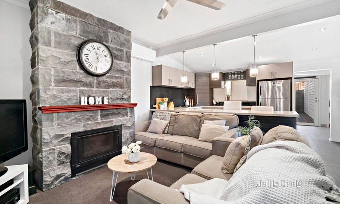 Ballarat East House | Exceptionally renovated miners cottage