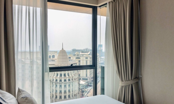 Khlong Tan Apartment | Exclusive 1 BR in Central Bangkok (Sukhumvit 24)