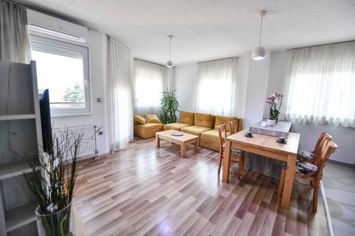 Kocani Apartment | Exclusive 7- New Modern Cozy Apartment