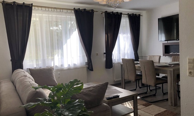 Ueberlingen Apartment | Exclusive-Apartment-Garden view-Private Bathroom