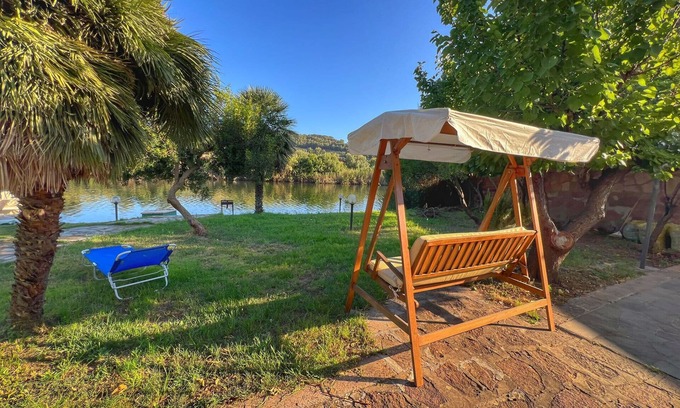 Bosa Apartment | Exclusive house on the River in the center of Bosa - Private Garden and Parking