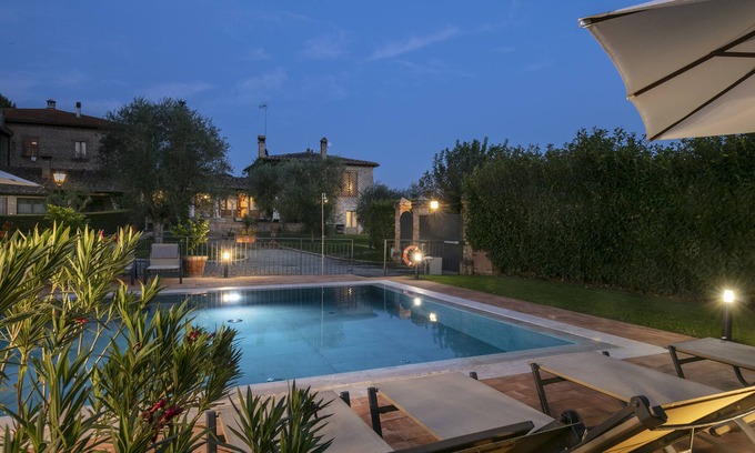 Siena House | Exclusive luxury property with private pool in Siena countryside Borgo la Chiusa