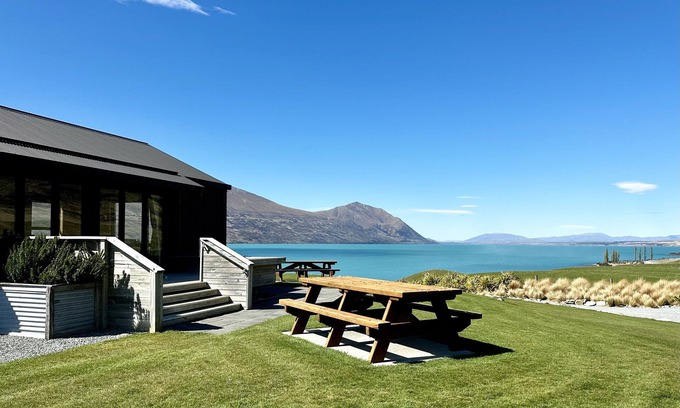 Ohau Cabin | Exclusive NZ high-country lodge hosting groups of up to 24.