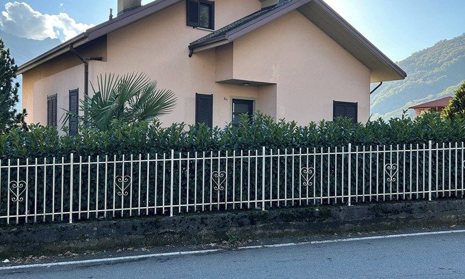 Bianzone House | Exclusive use cottage all on one floor, fenced garden. Animals welcome