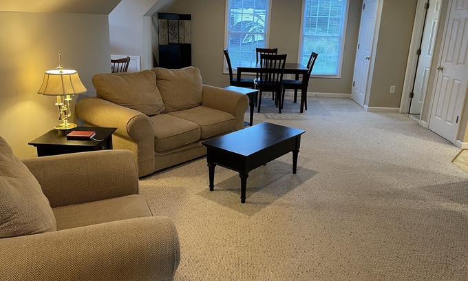 Gaithersburg Apartment | Executive Apartment On Private Estate -Organic Farming - Eggs ,Meats & More