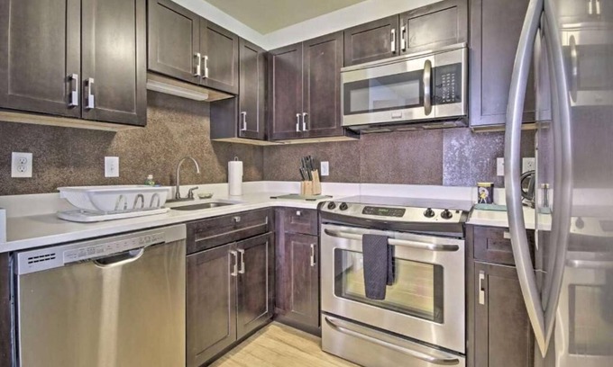 Downtown Baltimore Apartment | Executive furnished rentals at Light St