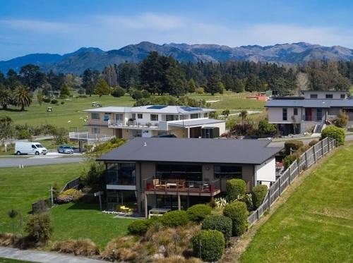 Kaikoura House | Executive Home
