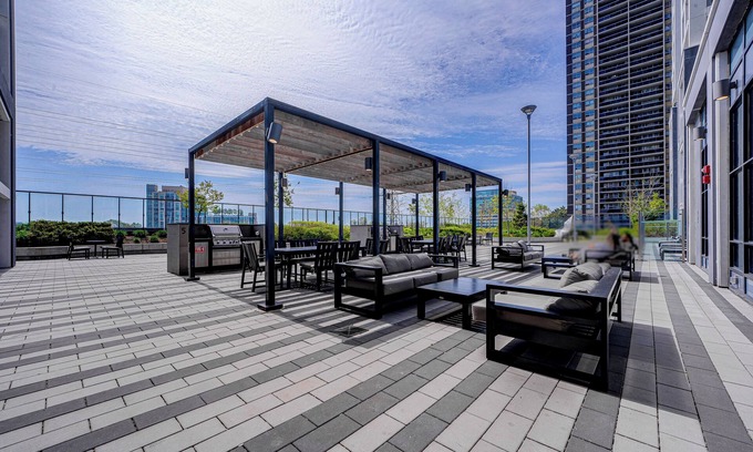 Six Points Condo | Executive Hotel-style Living on Bloor West, Toronto
