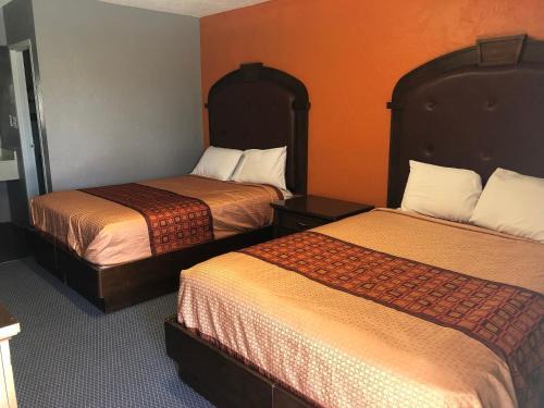 Independence Hotel | Executive Inn & Suites