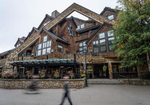 Whistler Village Hotel | Executive Inn Whistler