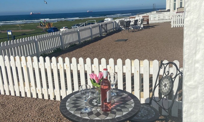 Banff House | Executive Self Catering Holiday Townhouse with excellent sea view